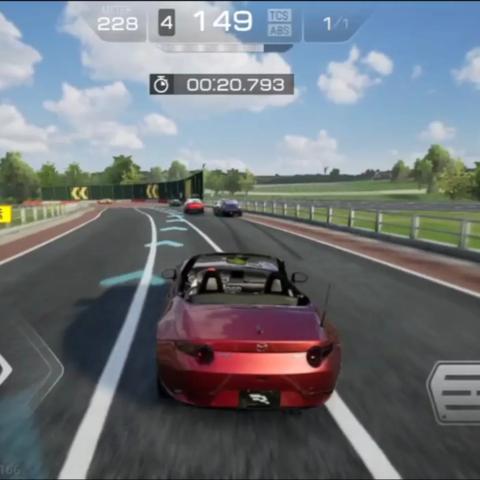 巅峰极速：最新版本什么时候发布，带来了哪些全新功能和优势？