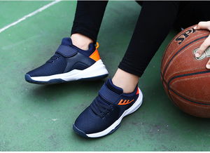 (普通运动鞋打篮球)一双鞋打篮球和跑步皆宜，满足您的运动需求