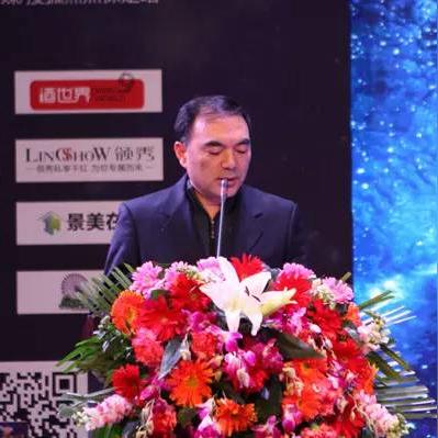 创世纪地产风云完整版：揭示房地产背后的秘密与风云变幻的人生故事