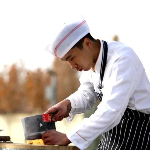 特战英豪手游:体验另类战场的刺激与团队默契,挑战极限对决的全新冒险 特战英豪手游:体验另类战场的刺激与团队默契,挑战极限对决的全新冒险