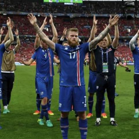 欧国联A级联赛八强出炉:实力球队争夺最后荣耀的激烈对决即将开启 欧国联A级联赛八强出炉:实力球队争夺最后荣耀的激烈对决即将开启