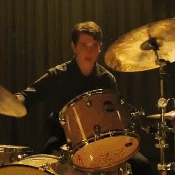 (爆裂鼓手预告片)《爆裂鼓手》电影定档，全新故事即将揭晓，期待12月6日！