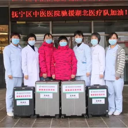 (英雄冲啊破解版无限钻石无限金币)英雄冲啊酷天使，勇往直前守护世界的和平与正义