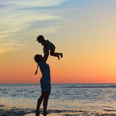 探索恐惧之间系列作品的购买渠道与推荐,带你找到最适合的购买平台 探索恐惧之间系列作品的购买渠道与推荐,带你找到最适合的购买平台