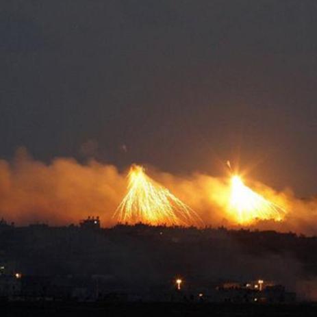 黑暗突袭手机版：探索未知领域，挑战神秘力量，勇敢迎接黑暗之门的开启