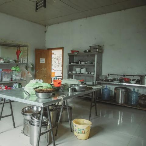 (小小农场免费下载)全面解析小小大农场攻略：新手必备技巧与高级玩法分享