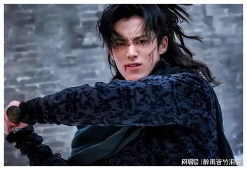 (伊泽是谁扮演的)演员伊泽洛的经典台词：回顾他的台词演绎与表演技巧