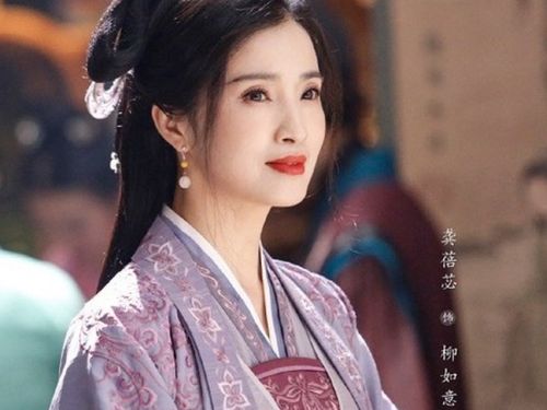 (如意芳霏剧情介绍百度百科)如意芳霏剧情介绍：美女如云，纷争不断，梦想与现实的博弈