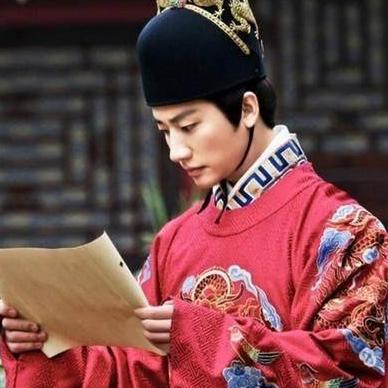 王侯是什么人物？他们在古代中国社会中扮演着怎样的角色与地位？