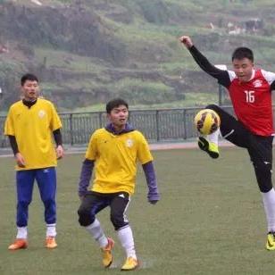 全明星足球手游攻略:从新手到高手的全方位提升技巧与战术解析 全明星足球手游攻略:从新手到高手的全方位提升技巧与战术解析