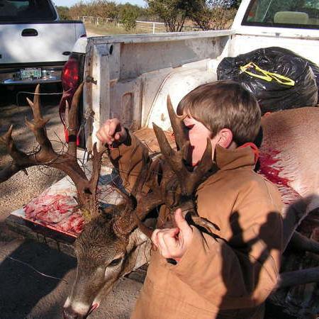 (幼儿园太空游戏)幼儿竞技赛太空动物城：探索宇宙中的奇妙动物与趣味挑战活动